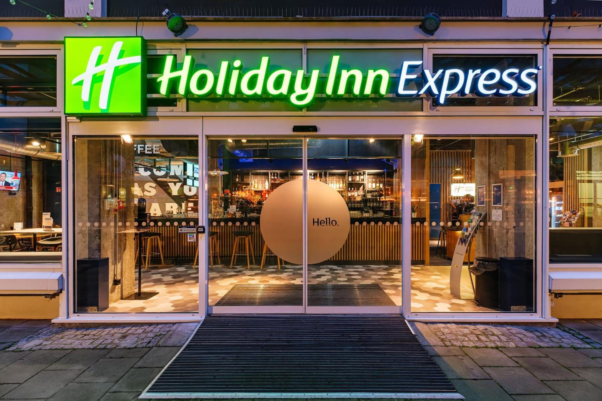 Holiday Inn Express Dresden Zentrum, An Ihg Hotel Exterior photo